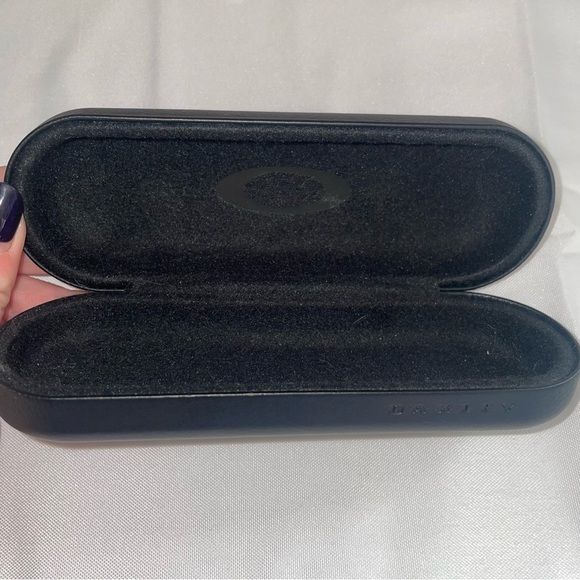 OAKLEY BLACK SMALL AUTHENTIC CLAMSHELL EYEGLASSES HARD CASE - Picture 6 of 7